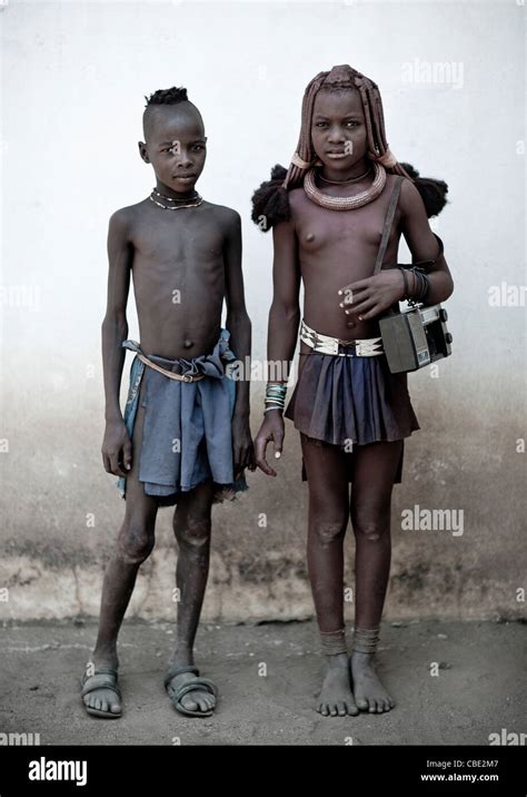Angola Afrika M Dchen Junge Stehende Kinder Stockfotografie Alamy