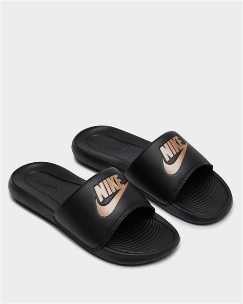 Nike Womens Victori One Slide Black Mettalic Red Surfstitch