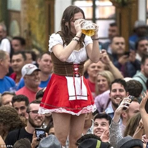 Australian Female Tourists Slammed For Dirtying Up Oktoberfest