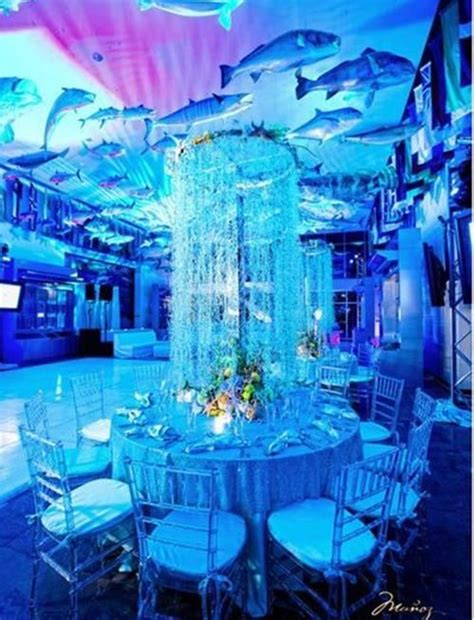 Under The Sea Wedding Centerpieces 10 In 2020 Prom Themes Aquarium