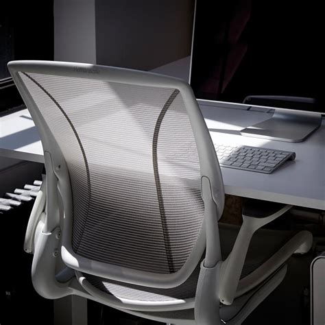 The world's couch company ã. Mesh Desk Chair | Diffrient World Ergonomic Chair | Humanscale
