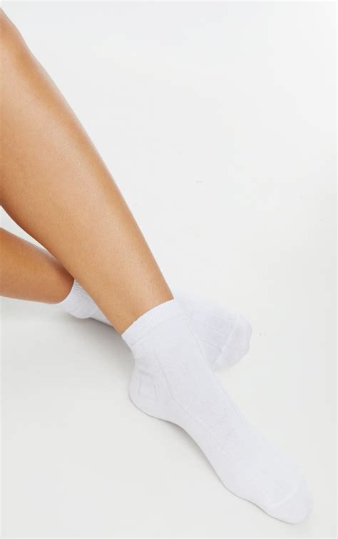 White Ribbed 3 Pack Ankle Socks Prettylittlething Qa