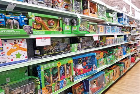 Animal Planet At Toys R Us Toywalls