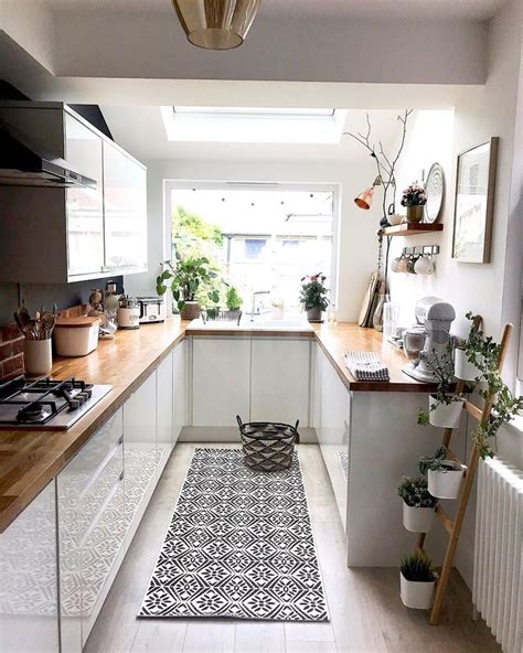 20 Beautiful Galley Kitchen Ideas Fifi Mcgee Kitchen Decor Uk