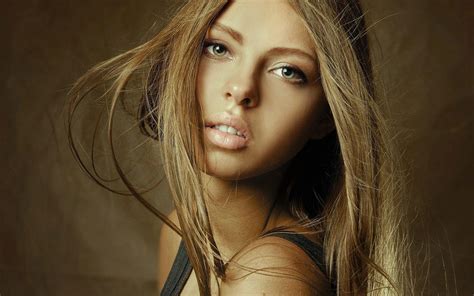 Papel De Parede Cara Mulheres Modelo Loiras Cabelo Longo Olhos Verdes Fotografia Emoção