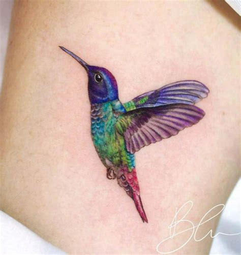 25 Hummingbird Tattoo Ideas