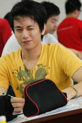 Indra l brugman dan bertrand antolin. Limited Edition Information: 10 AKTOR TERGANTENG DI INDONESIA