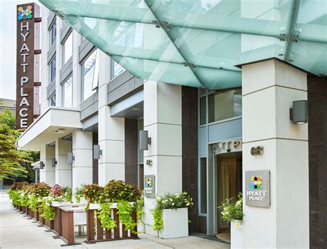 Is there a hyatt place in river north? Hyatt Place River North Chicago, IL - See Discounts