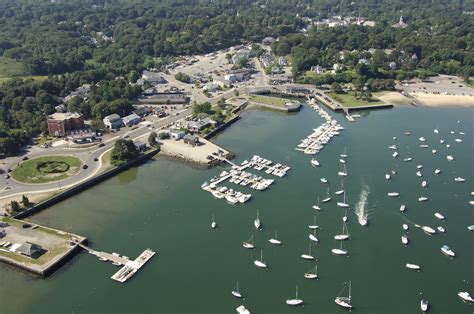 Hingham Town Floats In Hingham Ma United States Marina Reviews A59