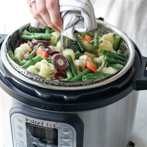 How To Steam Vegetables In A Rice Cooker Without A Basket Hero Kitchen