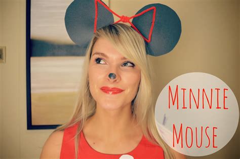 This minnie mouse costume was crazy easy to make and much less time consuming than the costumes from the costumes of years past. DIY Minnie Mouse Halloween Costume | A.Co est. 1984