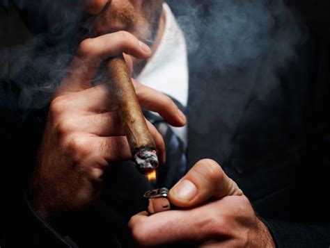 How To Best Smoke A Cigar Barrington House Cigars