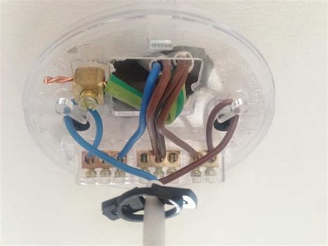 The only difference is the addition of an isolated ground if this is the case, then odds are that this old ceiling light only has enough wires to switch off & on the fan or light. Ceiling Rose Wiring | DIYnot Forums