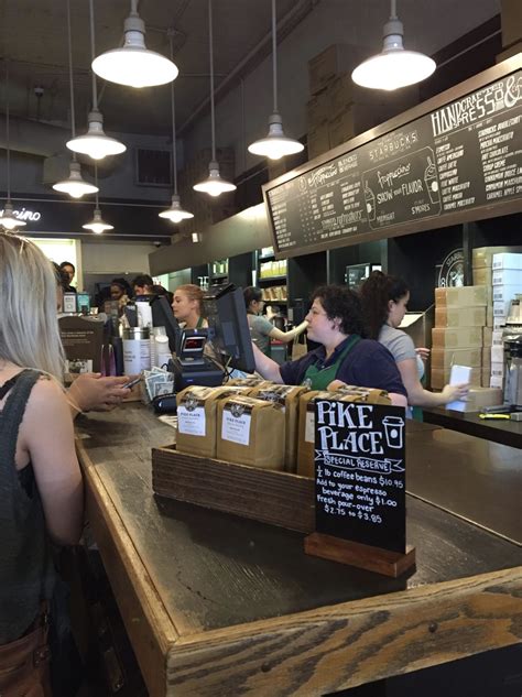 The Original Starbucks In Seattle Wa Globoloko