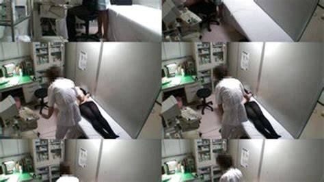 Sneaky Japanese Peeping Perverts Go Topless For The Horny Doctor