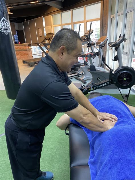 Sports Massage Essentials For Fitness Professionals Fitness Innovations Malaysia