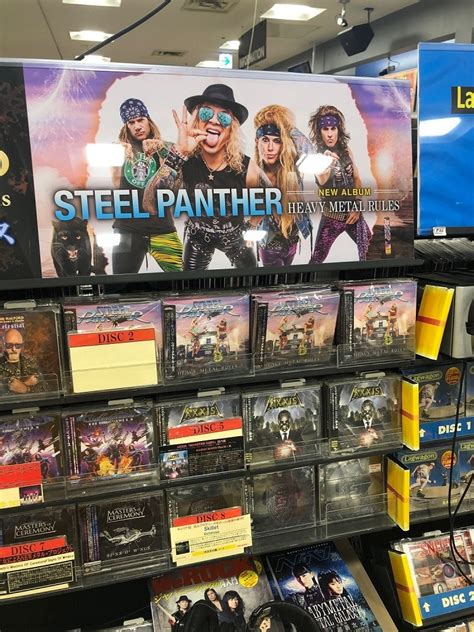 Steel Panther 米ロサンジェルスのグラムメタルバンドスティールパンサーのニューアルバムへヴィメタルルールズ好評発売中BIG NOTHING
