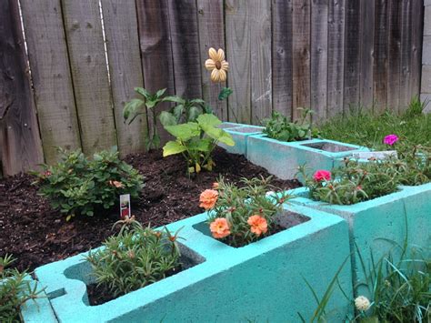 Many modern gardens feature various sorts of concrete edging. 20 Cheap, Creative and Modern Garden Edging Ideas