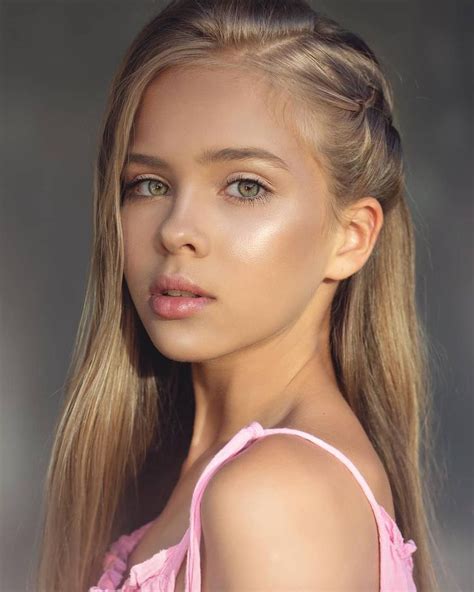 Purebeauty On Instagram Stunning Beauty Emilka