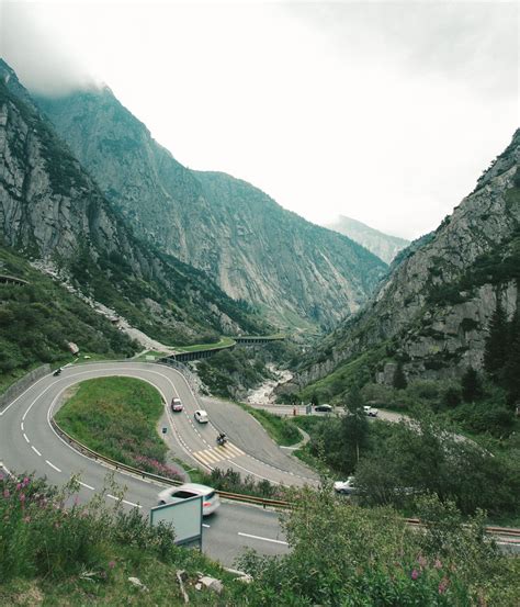 Gotthard Pass Switzerland Beautiful Roads Scenic Roads Places To Go