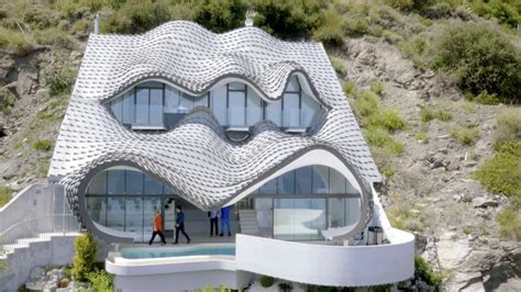 Check Out The Worlds Most Extraordinary Homes On Netflix And Bbc The