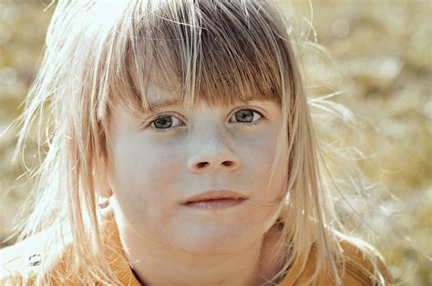 Fotos gratis persona niña mujer cabello fotografía ver modelo niño humano dama