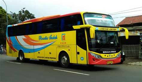 Kontak jaringan agen dan rute trayek bus putera mulya suka. Rekomendasi 15 Bus Jakarta-Jogja-Solo Double Decker yang ...