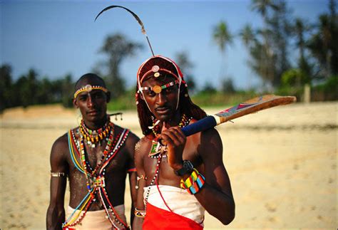 Imagine dragons smoke + mirrors warriors. 美しい民族衣装をまとったマサイ族のクリケット選手たちの画像 - DNA