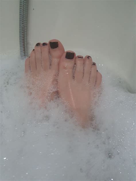 Bubble Bath Feet Picture Set Etsy