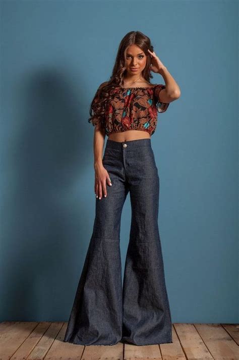 Resort 2019 Trends And Editorials Bell Bottom Jeans Outfit Fashion