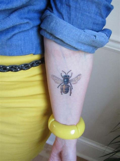 Queen Bee Tattoos For Arm Bee Tattoo Tattoo Designs For Women Queen