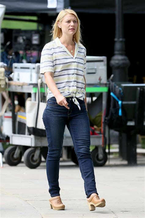 Claire Danes In Jeans On A Kid Like Jake Set In Brooklyn Gotceleb
