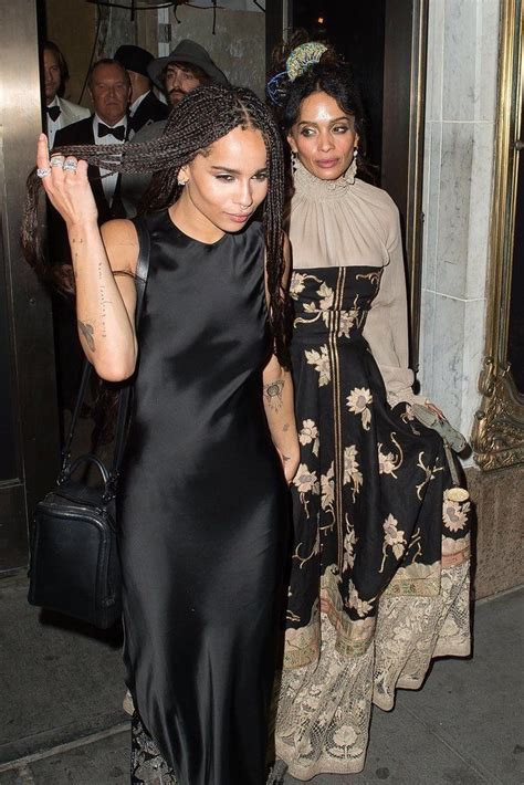 Seine tochter zoë kravitz findet den vorfall wohl ziemlich witzig. bee on Twitter in 2020 | Lisa bonet, Lenny kravitz, Zoe ...