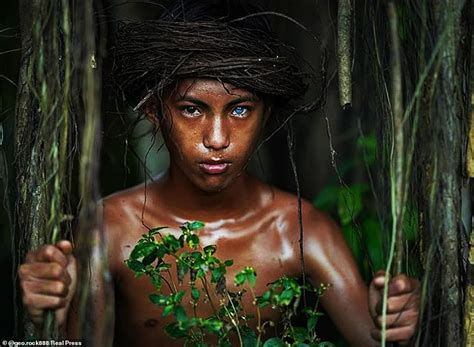Indonesian Tribe With Extremely Rare Electric Blue Eyes Due To Genetic