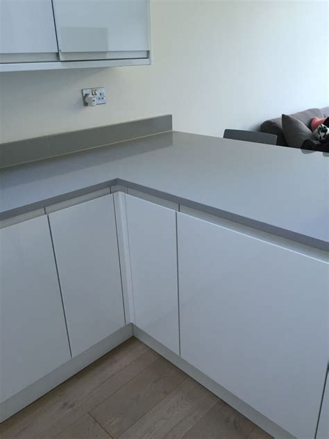 Newest oldest price ascending price descending relevance. Grey granite worktop, white handless high gloss kitchen ...