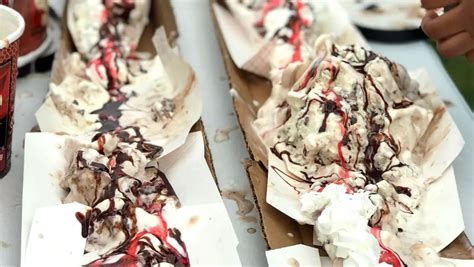 The World S Longest Ice Cream Dessert Is Nearly A Mile Long Guinness World Records