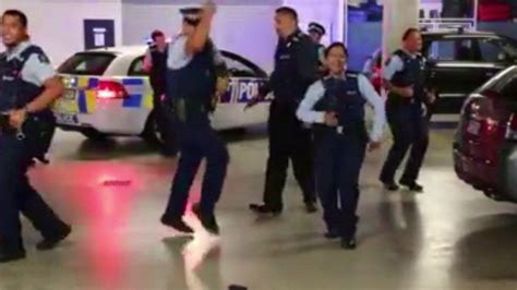 Running man full episodes online. New Zealand police take part in Running Man Challenge ...
