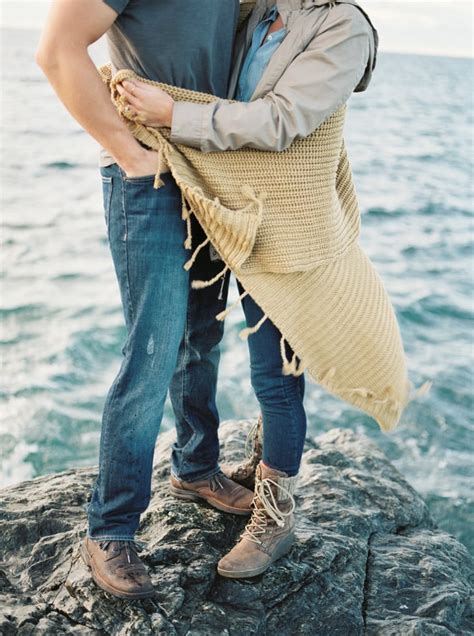 Top With A Knit What To Wear For Winter Engagement Photos Popsugar Fashion Photo 6