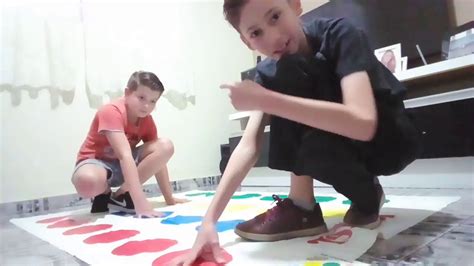 Jogando Twister O Desafio Youtube