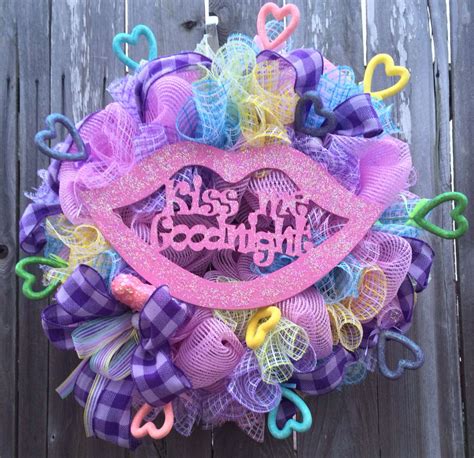 Kiss Me Goodnight Created By Ba Bam Wreaths Wreaths Valentines Etsy