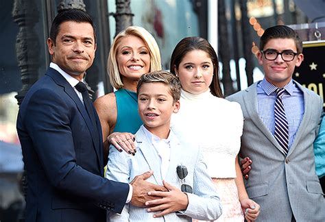 Kelly Ripa And Mark Consuelos Dress Up With Son Joaquin For Gaynor Gala