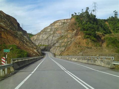 The country maintains a constant economical scale due to the. SARAWAK CORRIDOR OF RENEWABLE ENRGY (SCORE) - Pakatan ...