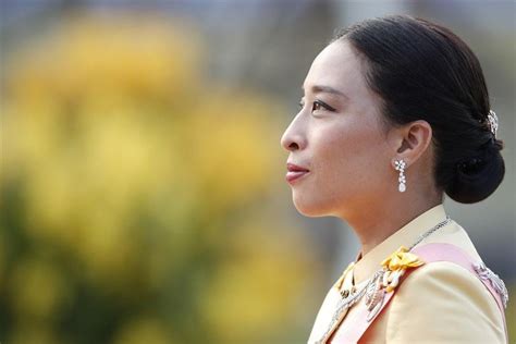 thailand princess bajrakitiyabha narendira debyavati hospitalized with heart condition