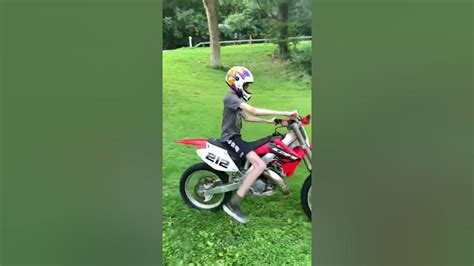 Noob Rider Crashes Dirt Bike Youtube