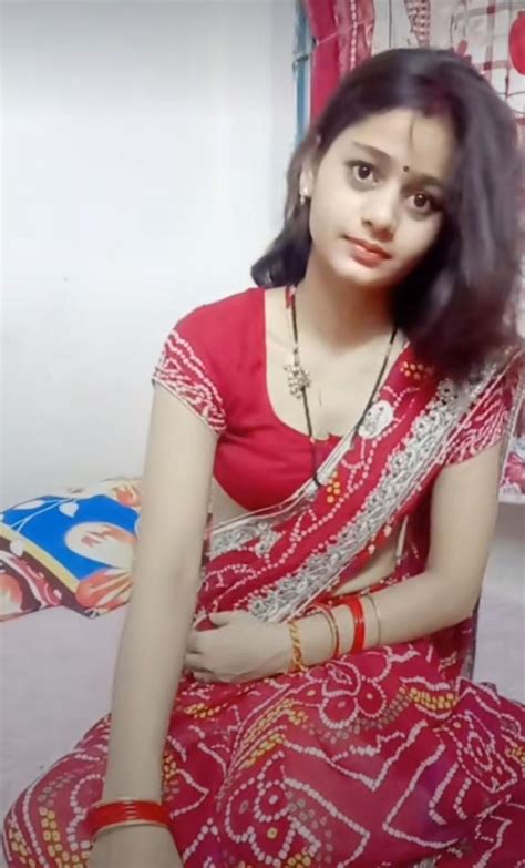 These are the top 10 most beautiful teenage actresses in 2021: Pin by Parita Suchdev on Bandhni Sarees | Beautiful girl ...