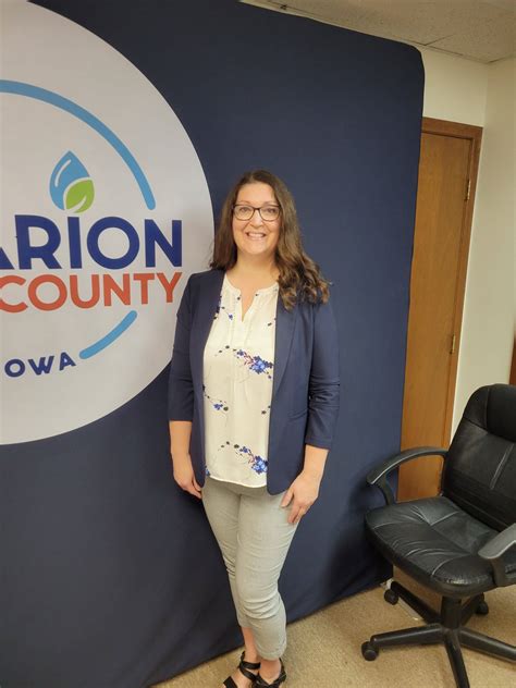 New Marion County Recorder Sworn In Monday Knia Krls Radio The One