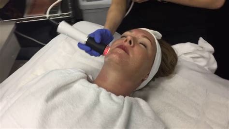 Oxygeneo Facial Demonstration Youtube