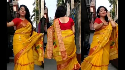 The video was edited by fashi bin kader this is an entertaining video, in this video i have published a list of 10 people in bangladesh who. বৌদির অসাধারন নাচ Bangladeshi New Viral video 2018 FULL HD /vabi wedding dance - YouTube