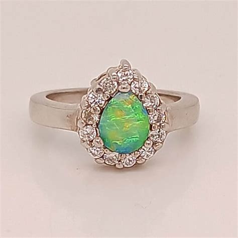 Opal Rings Australian Gold Rings And Silver Opal Rings Opal Cutters