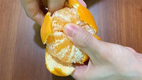 Youll Never Throw Mandarin Orange Peel After Watching This How To